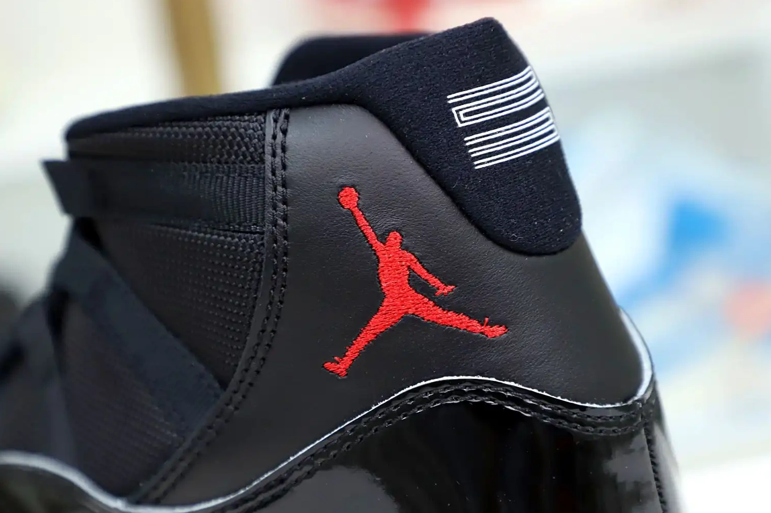 2019 'BRED' Kimikick JORDAN RETRO AIR 11 0805